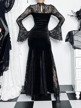 Carica l&#39;immagine nel visualizzatore di Gallery, AltGoth Vintage Elagnt Lace Patchwork See Through Flare Sleeve Dress